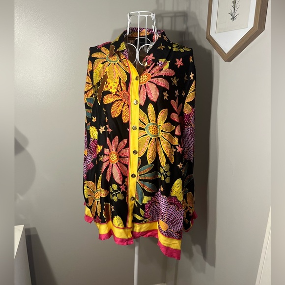 Cynthia Rowley Tunic Blouse Size 1X Button-up in Vivid Yellow Pink Purple Floral - Picture 2 of 5